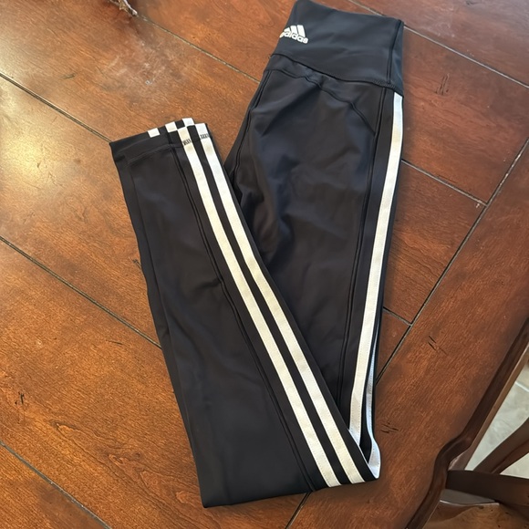 Adidas Originals Women’s leggings - Picture 2 of 3